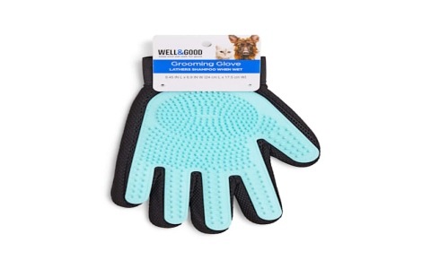 How to Use Deshedding Gloves for Dogs: Simple Tips